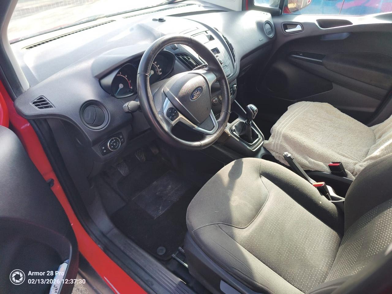 Ford Transit Courier 1.0 EcoBoost benzina
