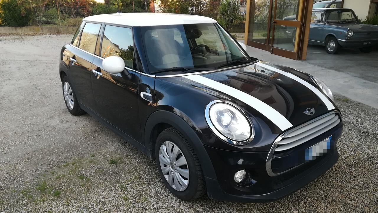 Mini Mini 1.5 Cooper D 5 porte