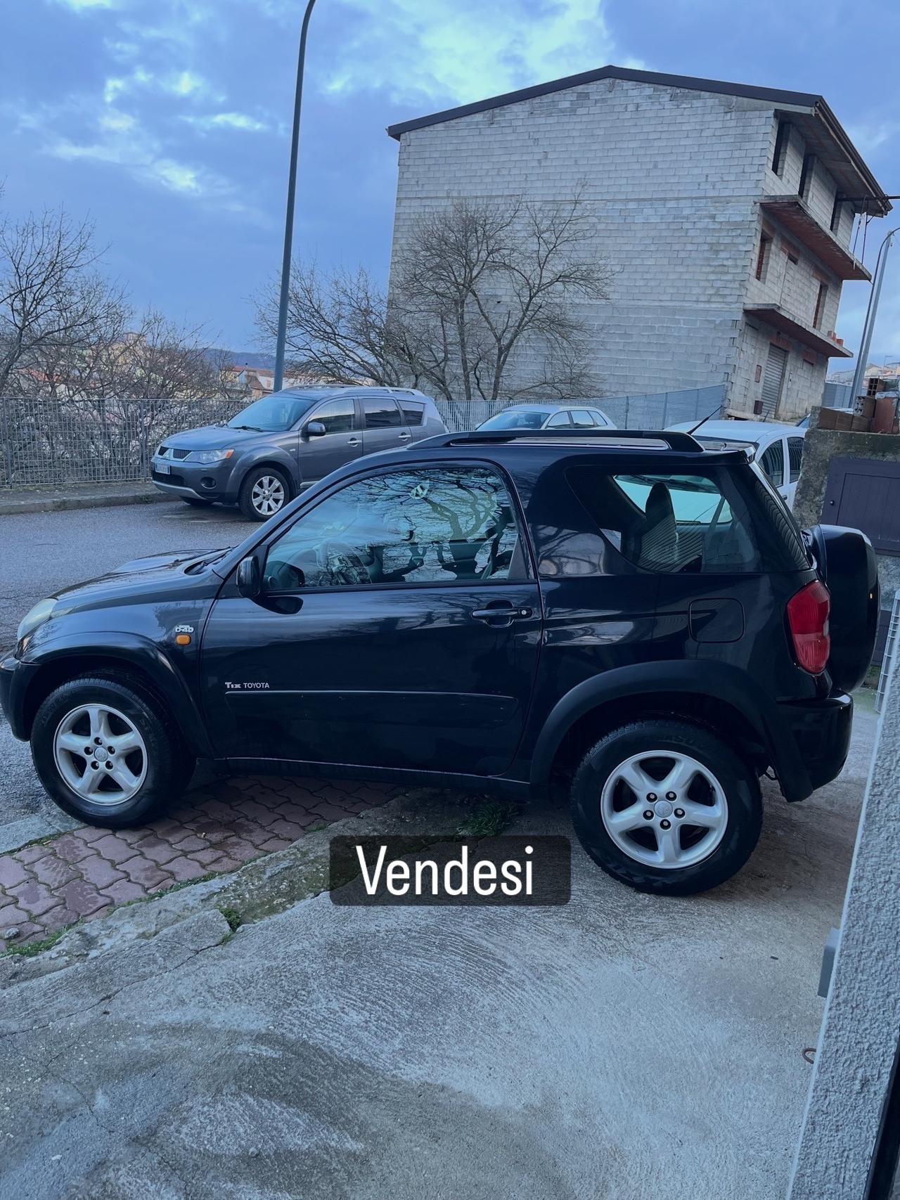 Toyota RAV 4 RAV4 2.0 Tdi D-4D cat 3 porte Sol