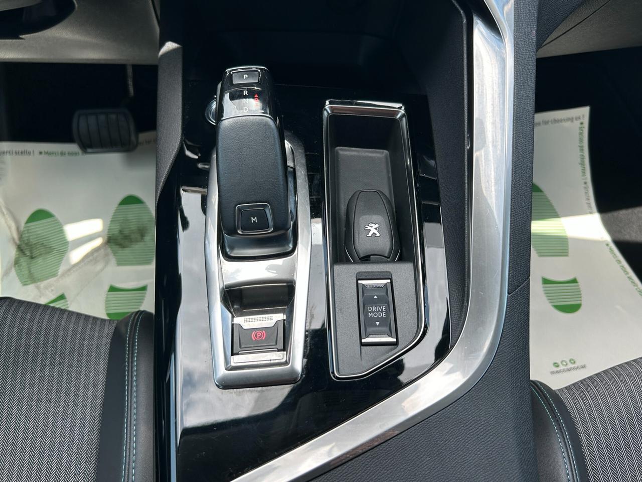 Peugeot 3008 BlueHDi 131 S&S EAT8 Allure