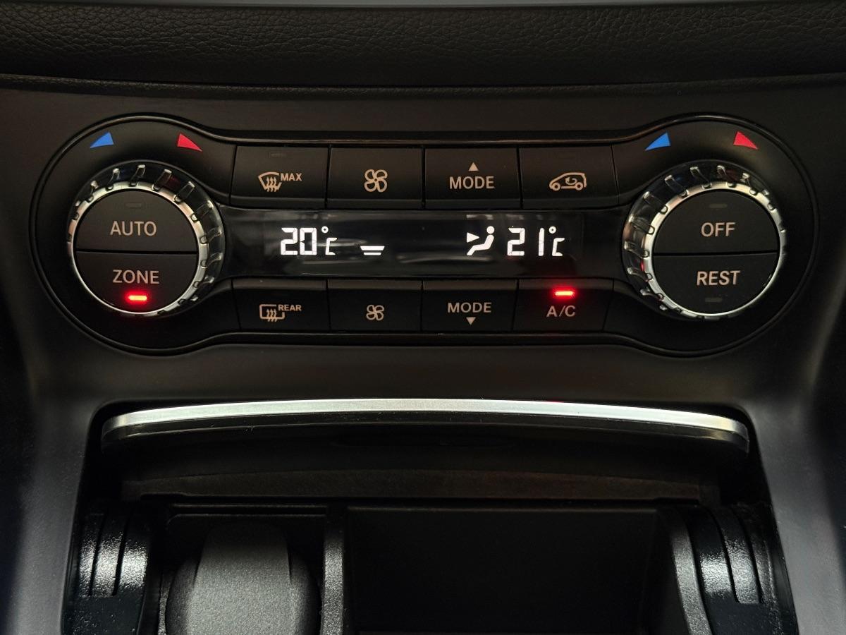 Mercedes GLA 200d Premium AMG Night Edition 136CV