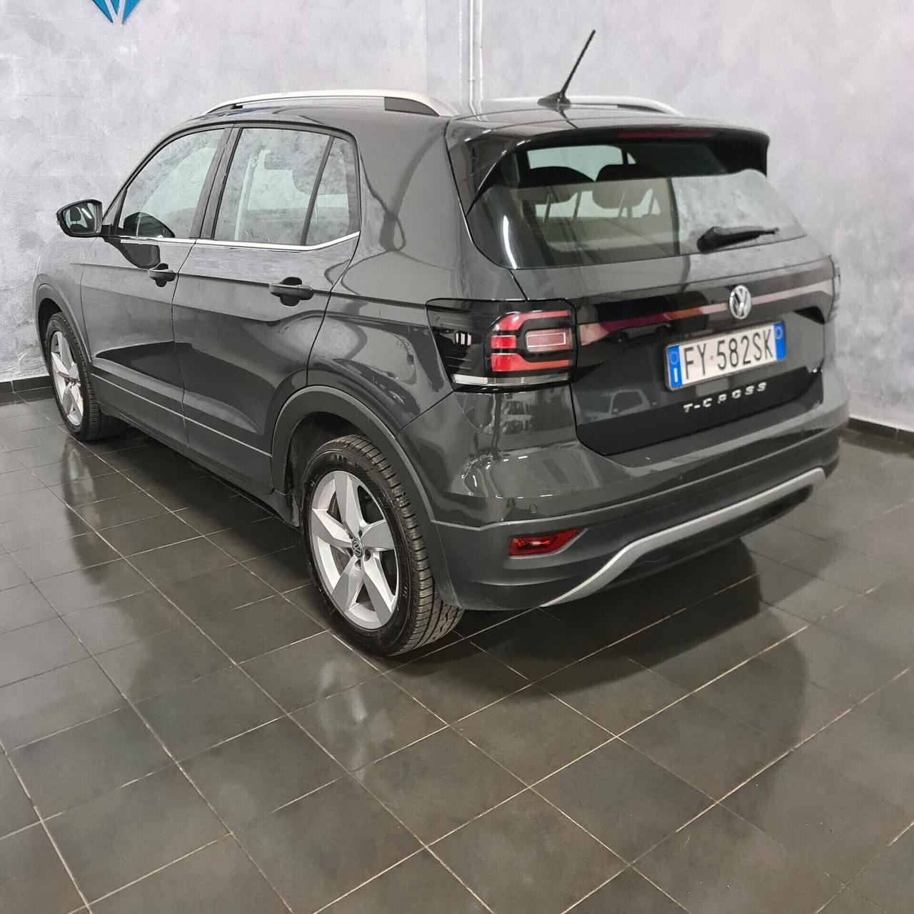 Volkswagen T-Cross 1.6 TDI DSG SCR Style BMT