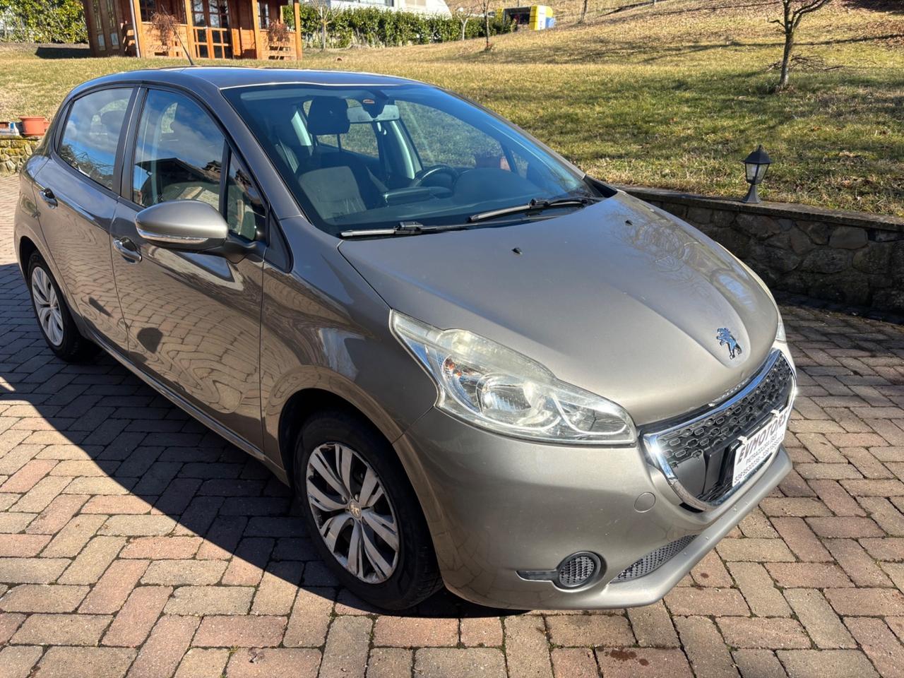 Peugeot 208 1.4 HDi 68 CV 5 porte Active