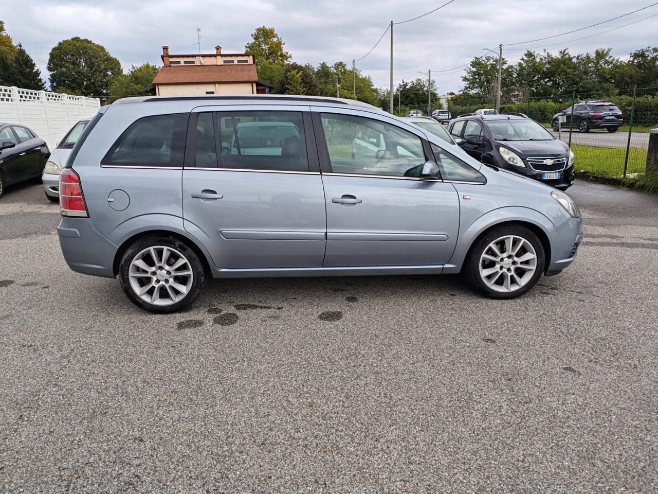 Opel Zafira 1.9 16V CDTI 150CV Cosmo