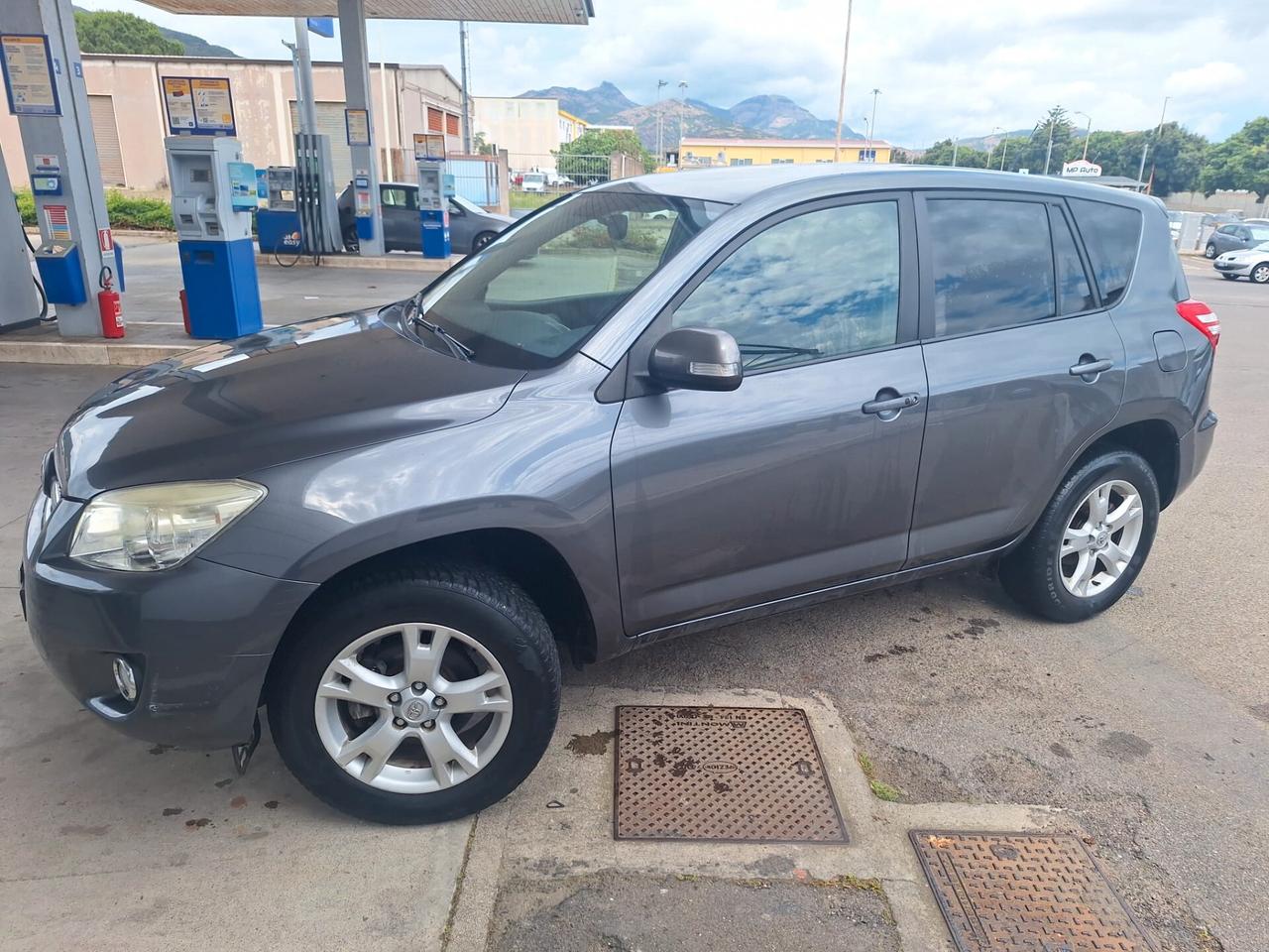 Toyota RAV 4 RAV4 2.2 D-4D 150 CV DPF Luxury