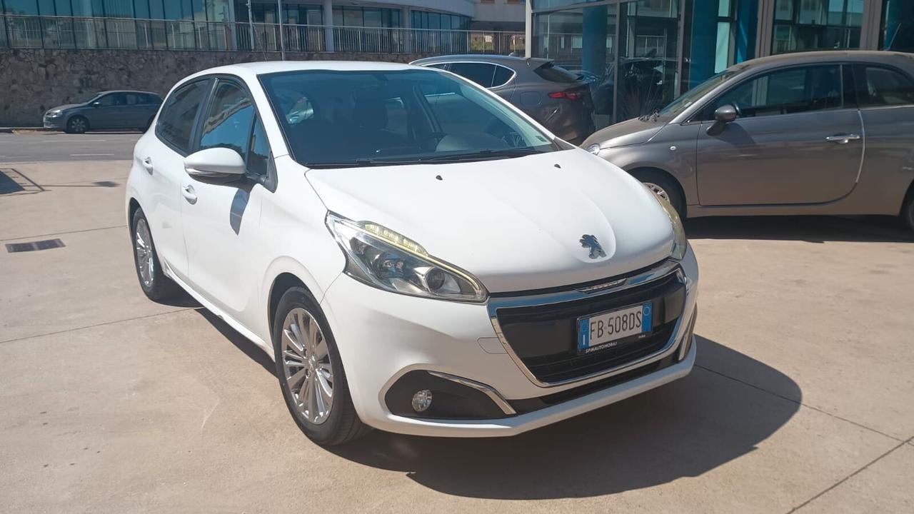 Peugeot 208 BlueHDi 75 5 porte Allure