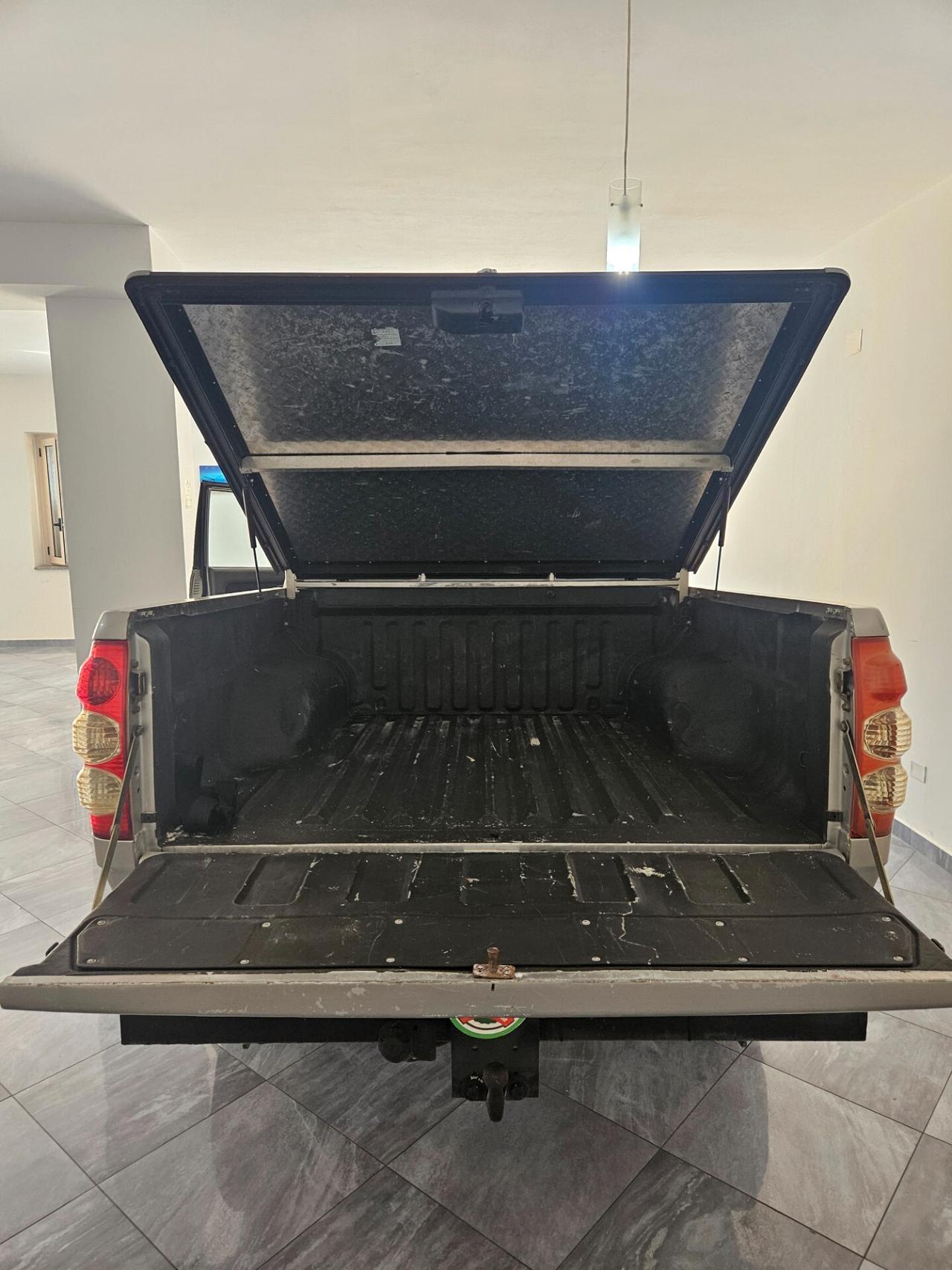 Mitsubishi L200 2.5 TDI 4WD Double Cab Pick-up GLS