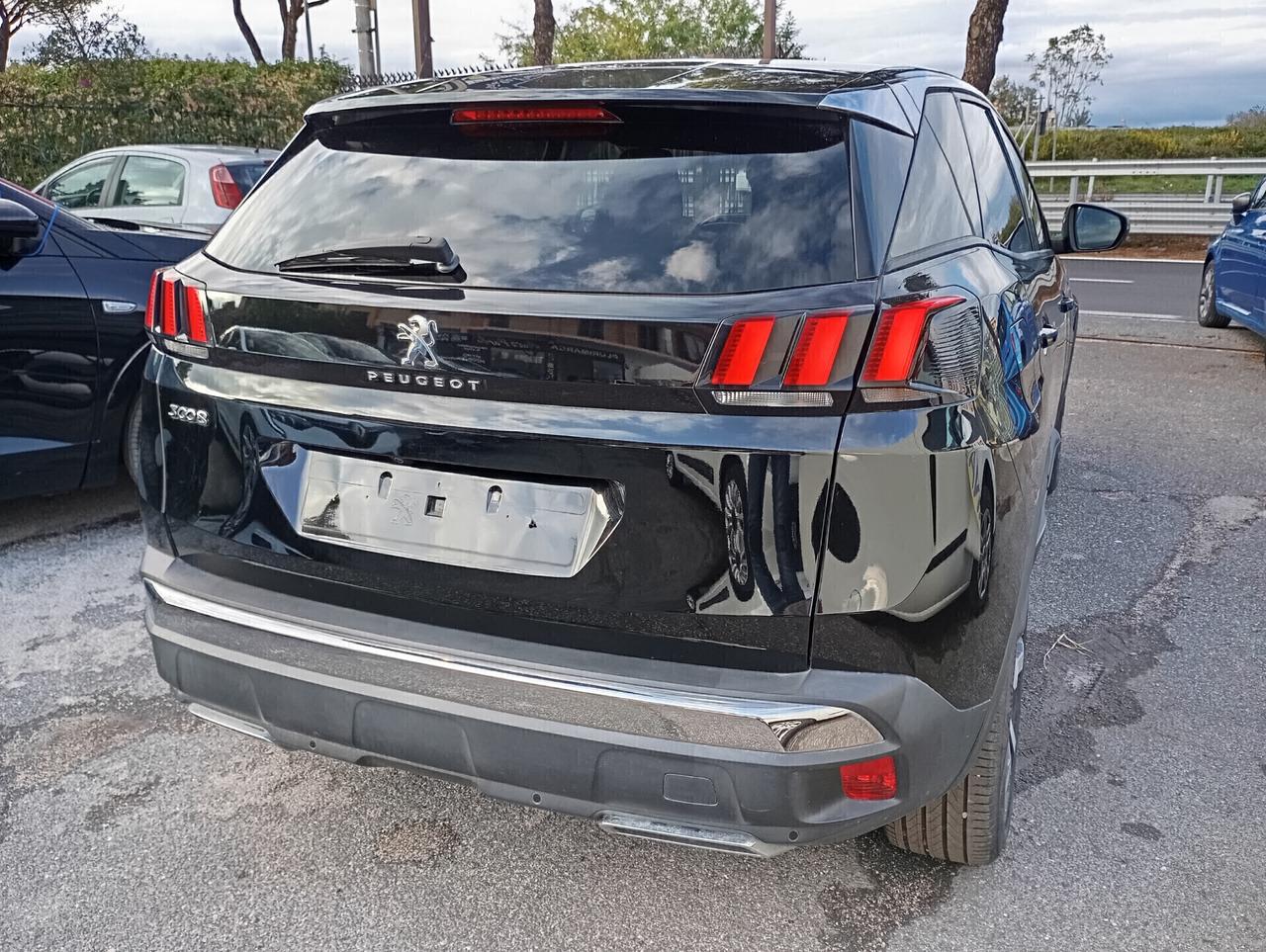 Peugeot 3008 1.5 BlueHDi 130CV Business