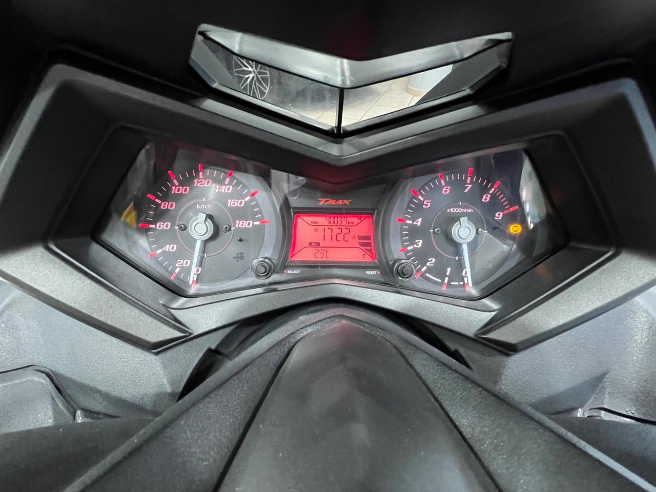 Yamaha TMAX 530 Tech Max