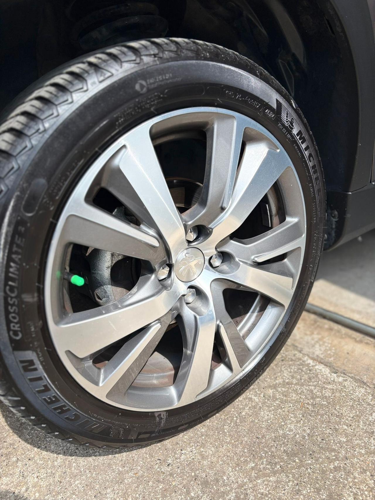 Peugeot 2008 BlueHDi 100 GT Line