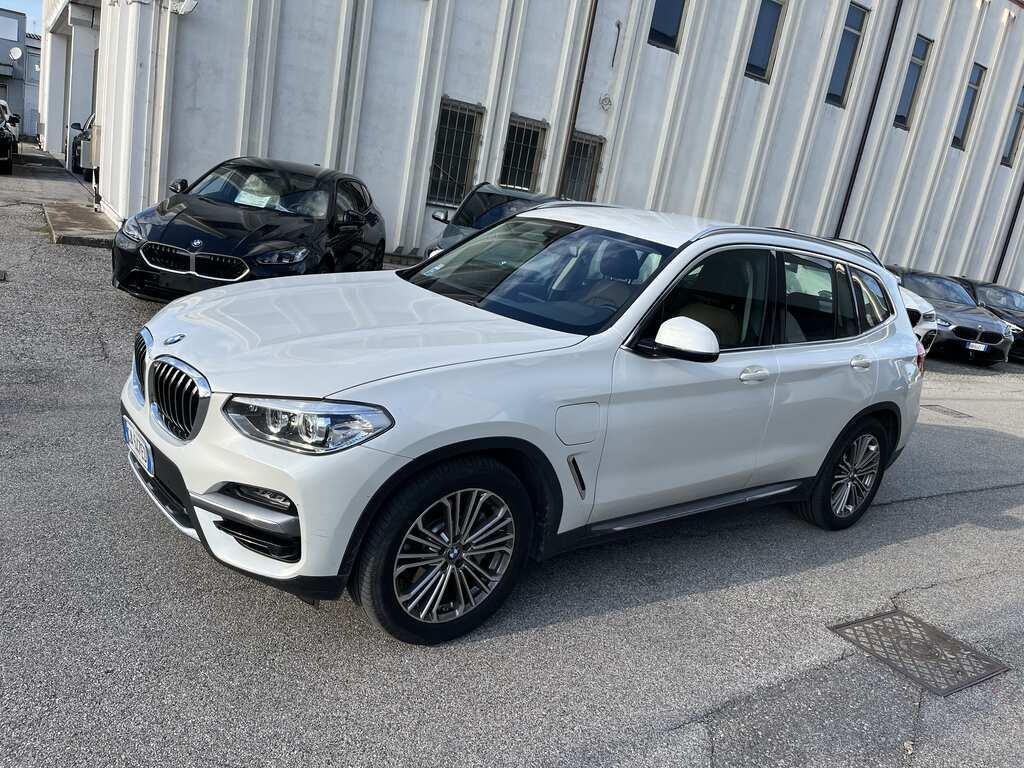 BMW X3 30 e Luxury xDrive Steptronic
