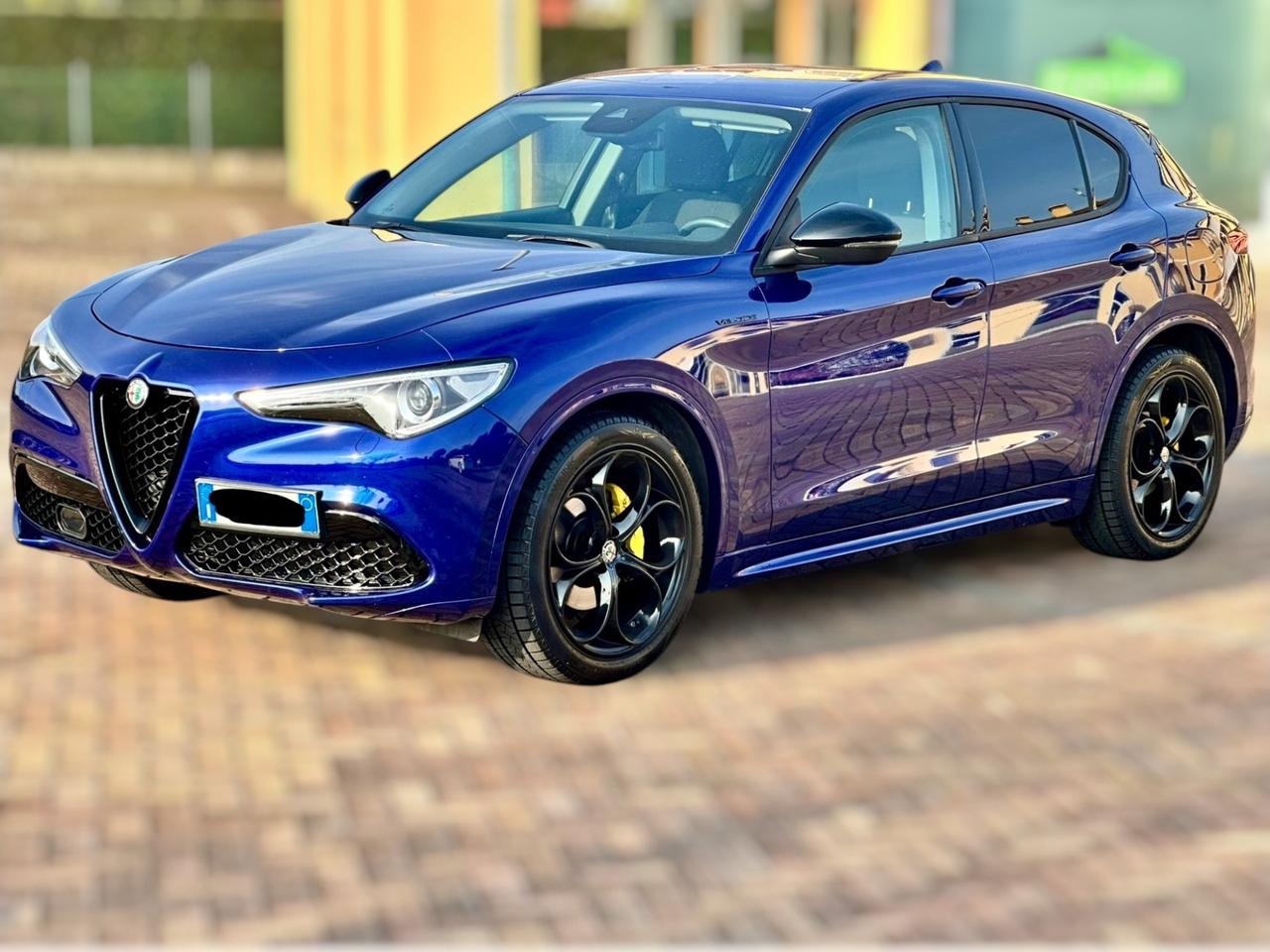 Alfa Romeo Stelvio 2.2 Turbodiesel 160 CV AT8 RWD VELOCE BLU MONTECARLO