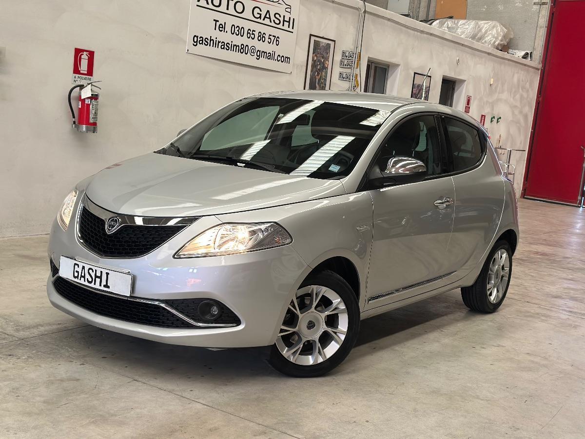 LANCIA - Ypsilon - 1.2 69 CV 5p. Platinum