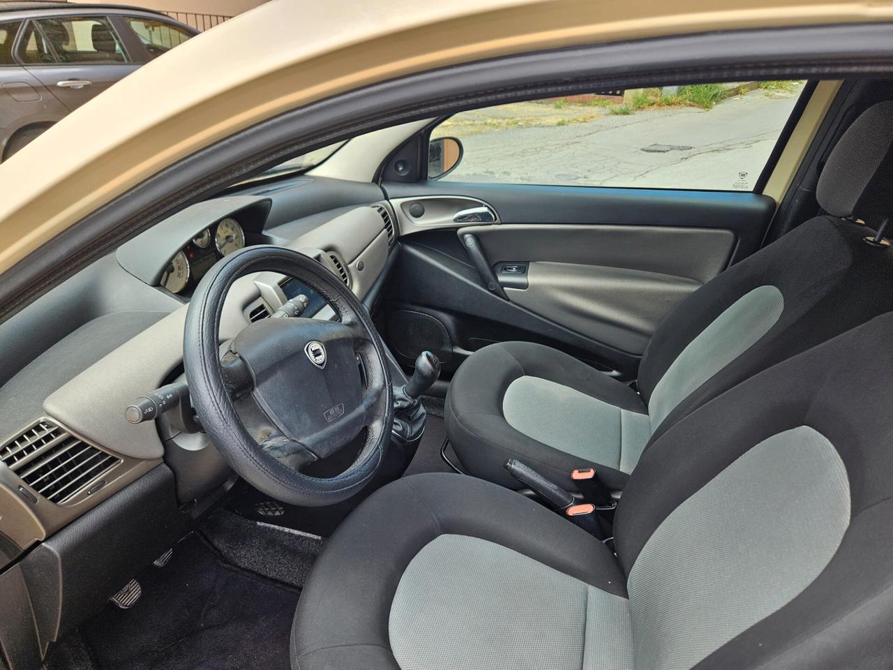 LANCIA YPSILON 1300 MULTIJET 69 CV