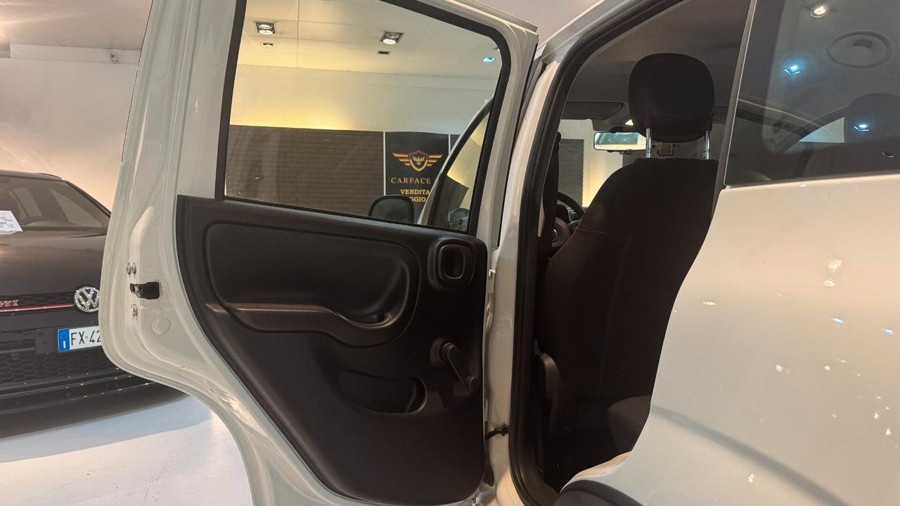 FIAT PANDA 1.0 70CV - 2023