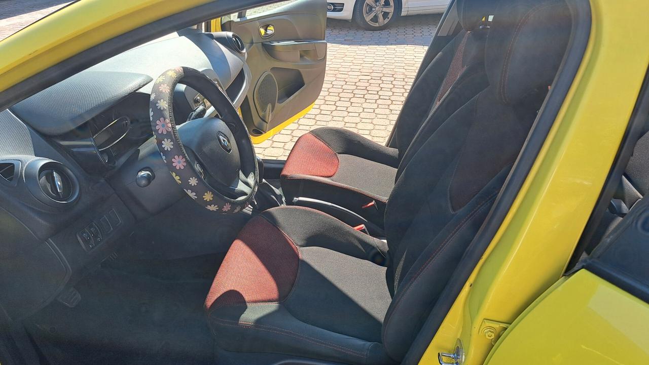 Renault Clio 1.2 16V 5 porte Live! OK NEO PATENTATI
