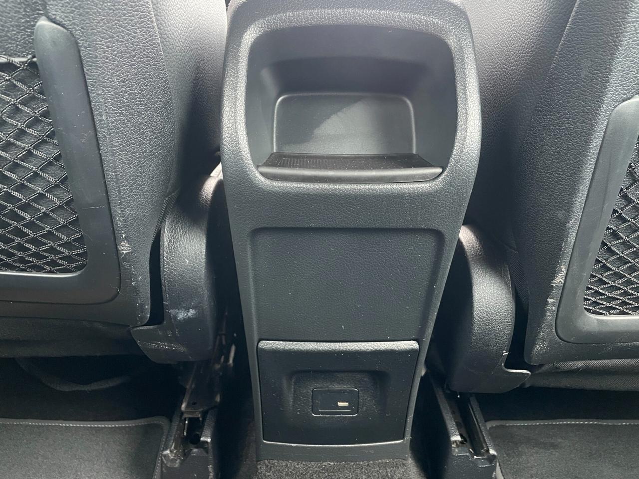 Mercedes-benz GLB 200 d Automatic 4Matic Sport Plus 7 POSTI