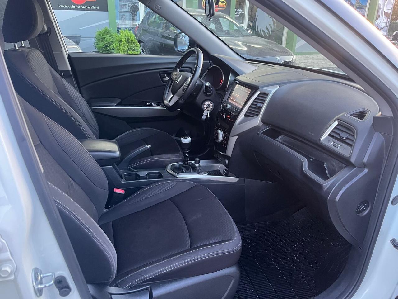 SSANGYONG TIVOLI 1.6D