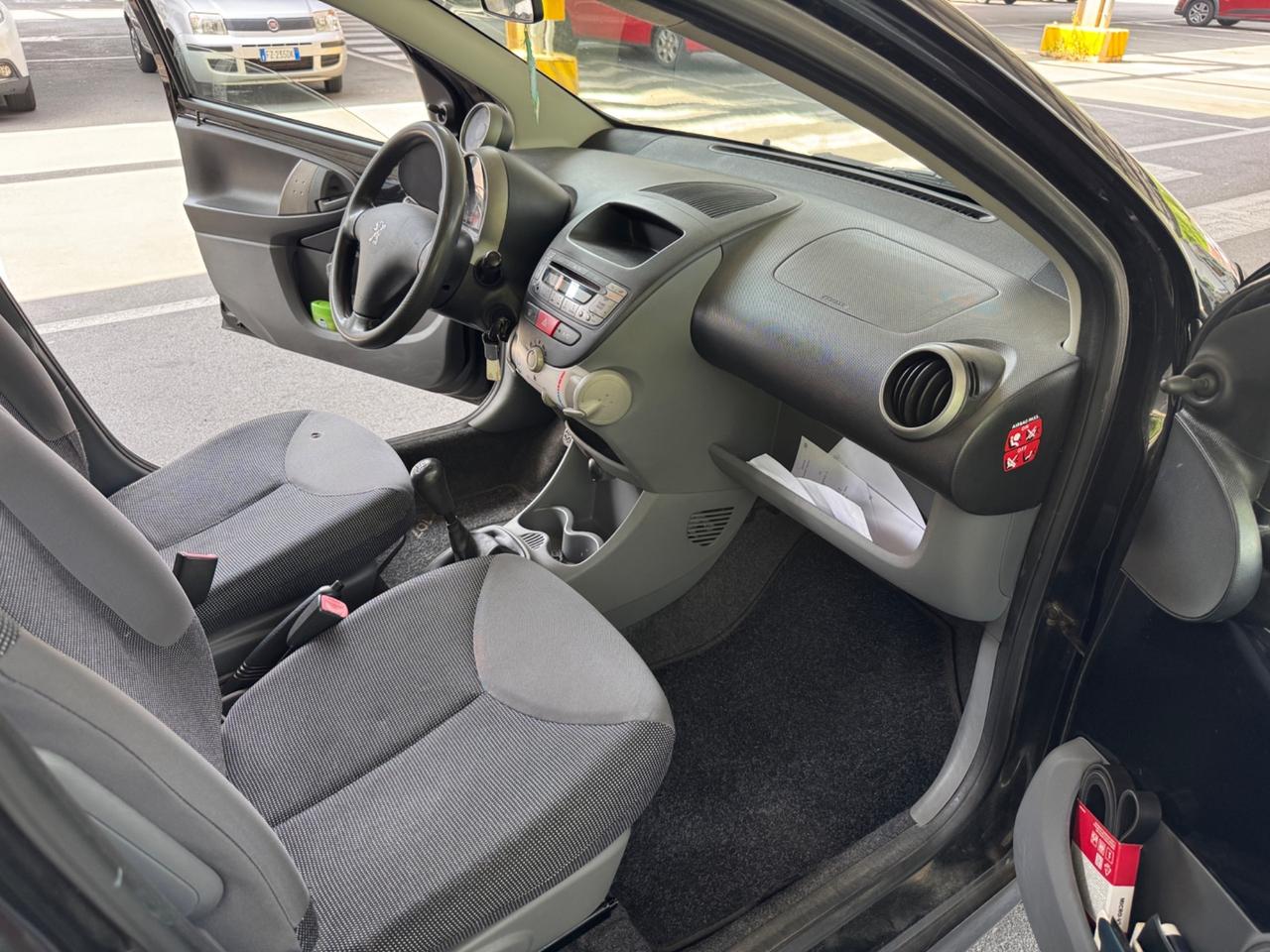 Peugeot 107 1.0 68CV 5p. Perfetta 2007