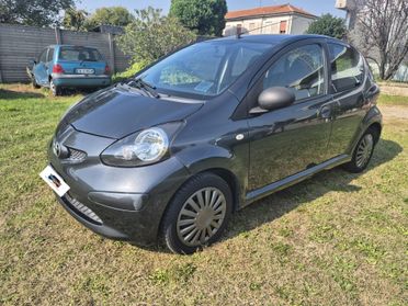 Toyota Aygo 1.05 porte MOTORE A CATENA
