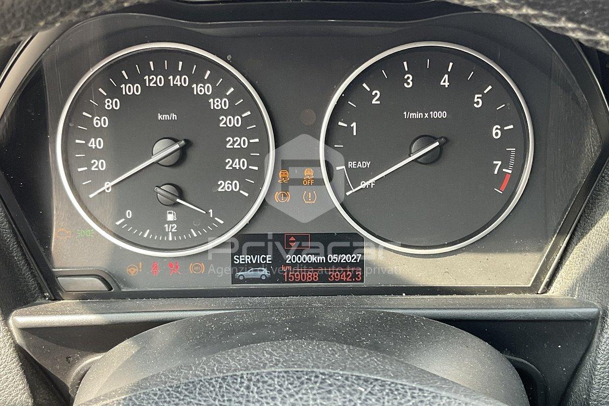 BMW 116i 5p. Joy