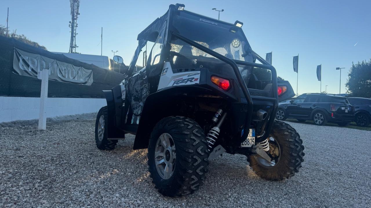 Polaris RZR 800 rally
