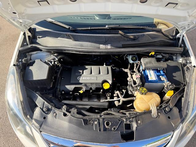 OPEL Corsa 1.4 16V 5 porte Cosmo + TETTO APRIBILE