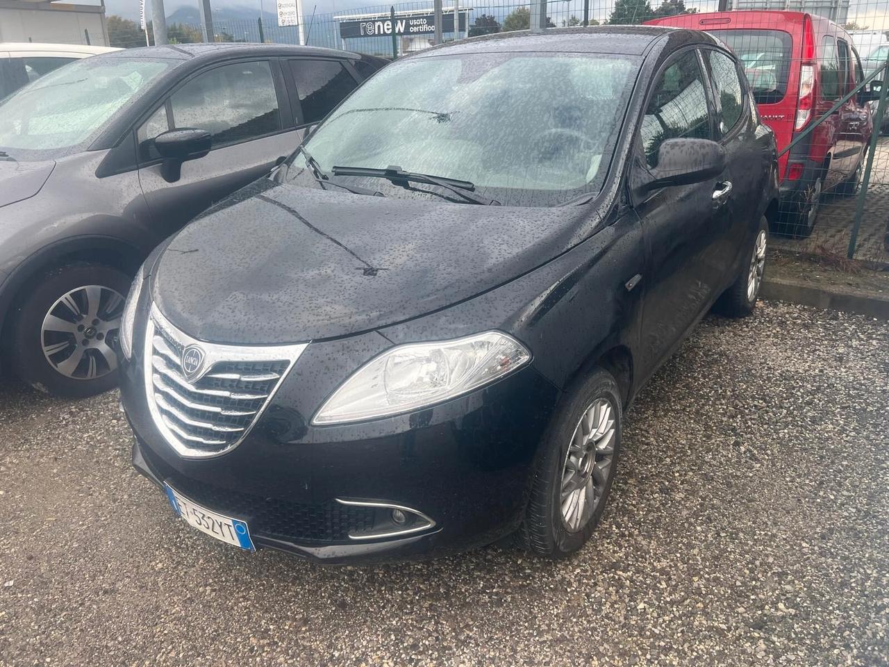 Lancia Ypsilon 0.9 TwinAir 85 CV 5 porte Metano Ecochic Gold