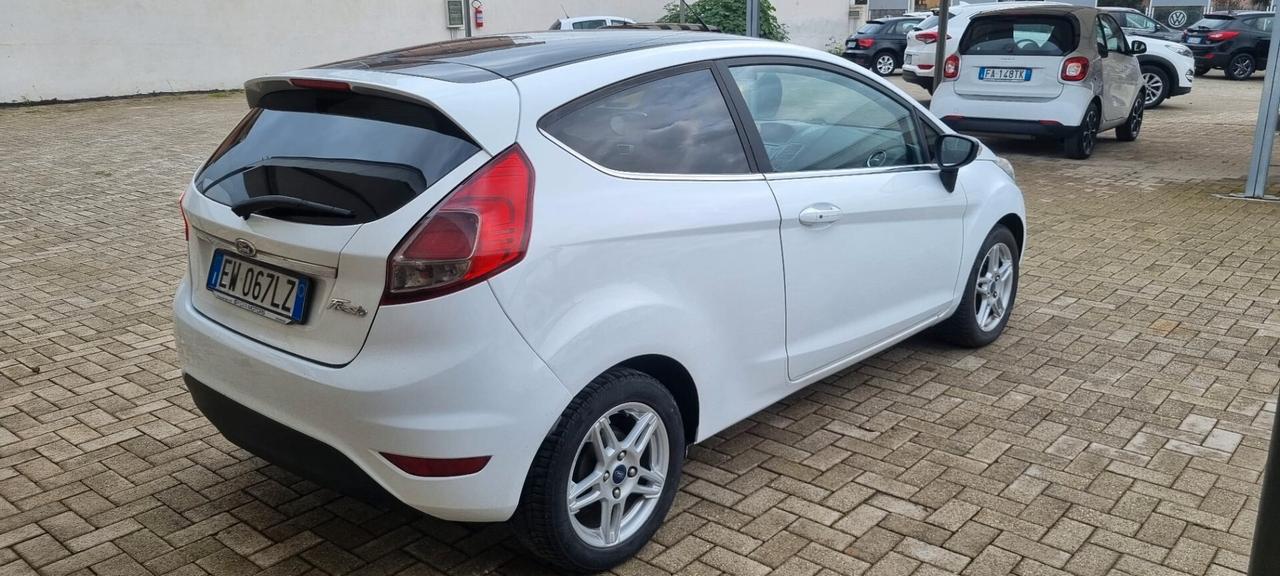 Ford Fiesta 1.5 TDCi 75CV 3 porte Titanium