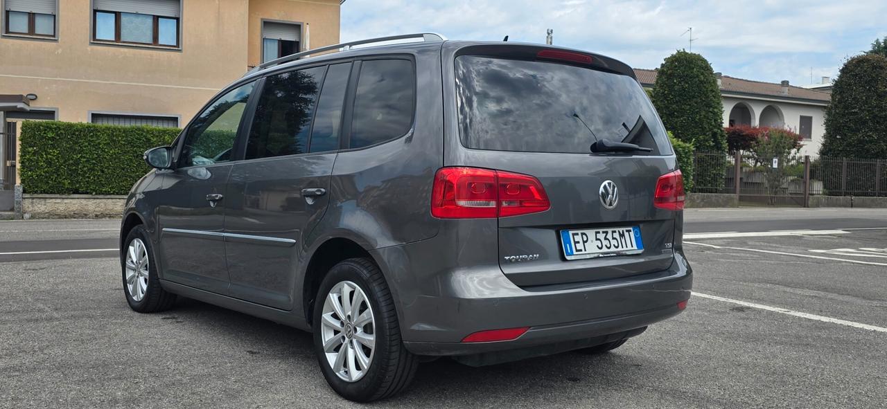 Volkswagen Touran 1.4 TSI Highline EcoFuel