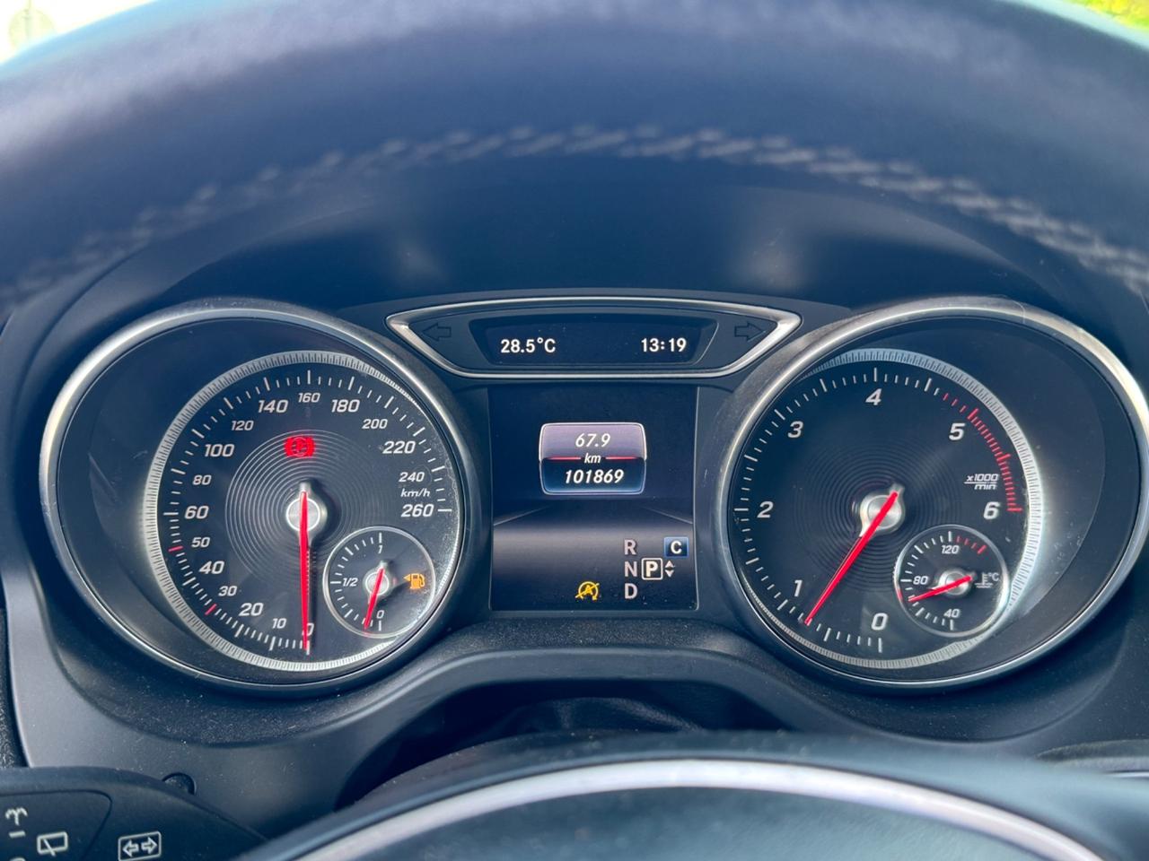 Mercedes-benz CLA 200 d Automatic Business