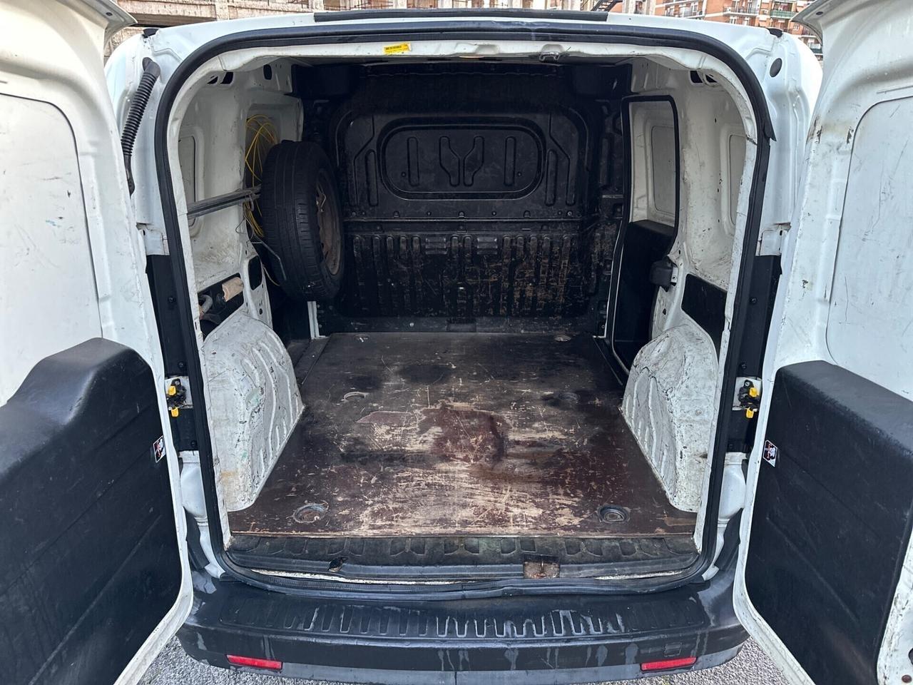 Fiat Doblo Fiat Doblo 1.3 MJT 90cv E5 Motore con 1
