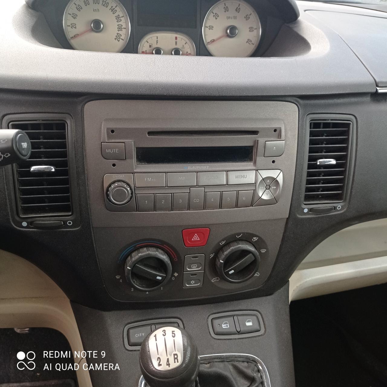 Lancia MUSA 1.3 Multijet 16V 90 CV Oro