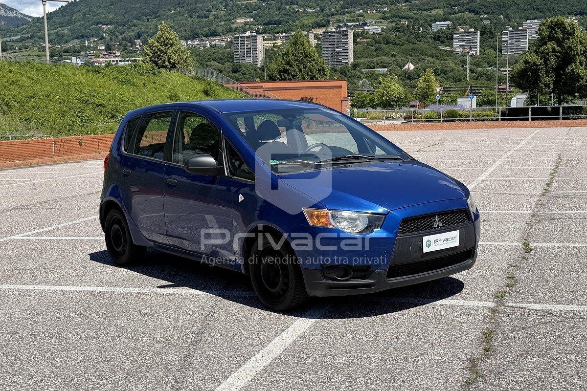 MITSUBISHI Colt 1.1 12V 5p. Invite