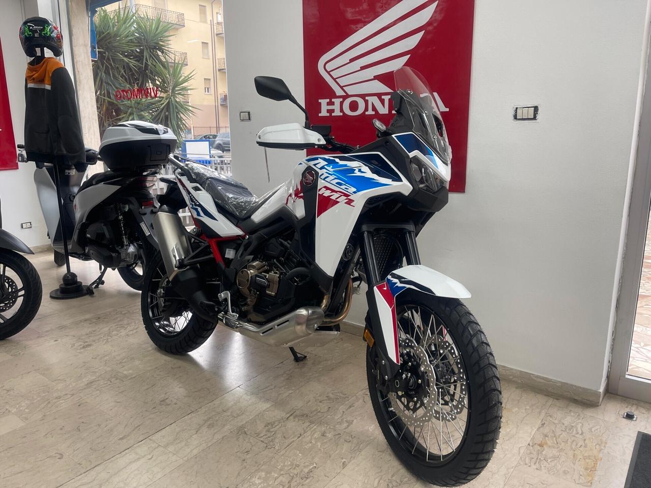 Honda Africa Twin ES 2025 - INTERESSI ZERO