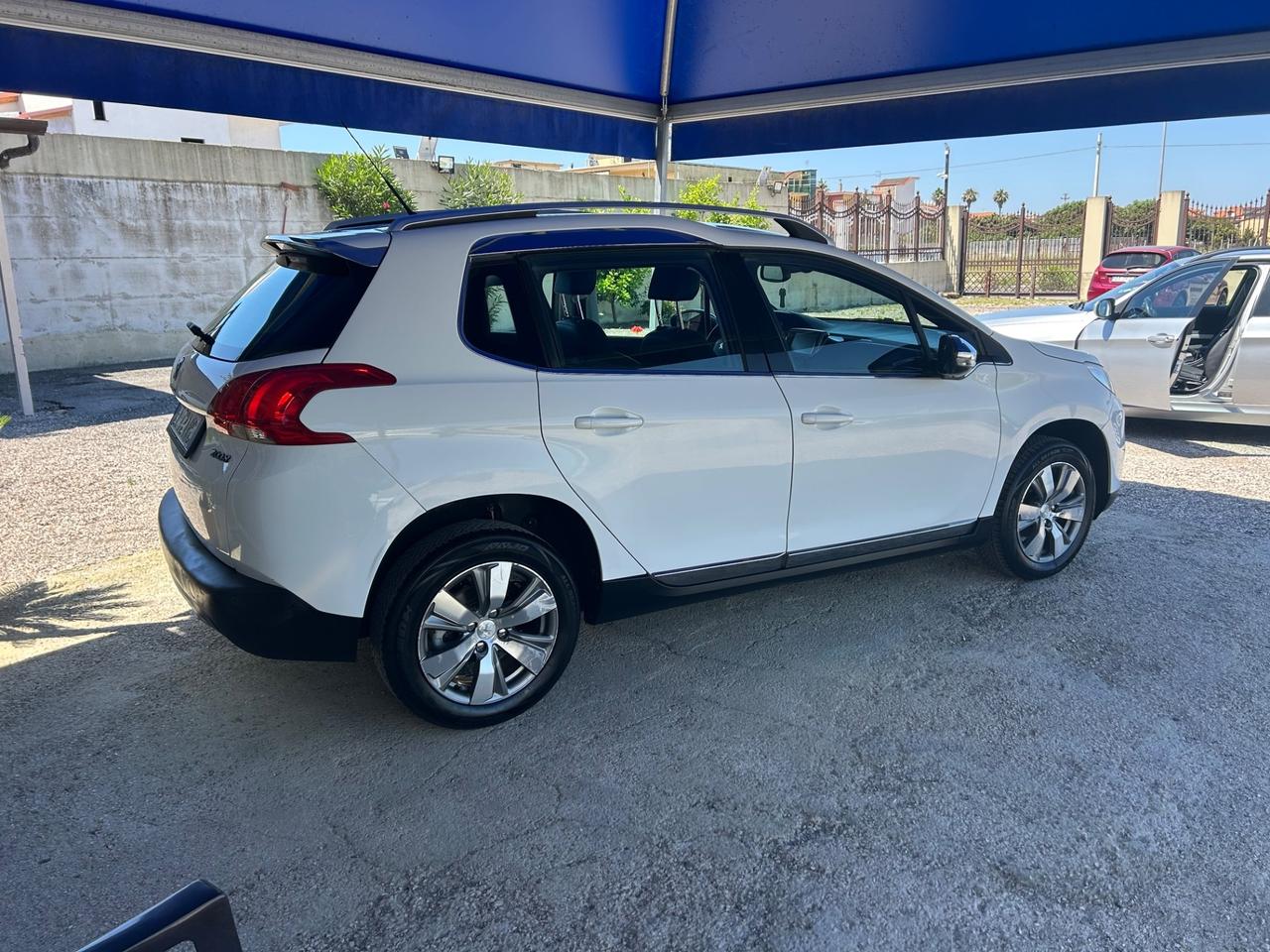 Peugeot 2008 PureTech 82 Allure