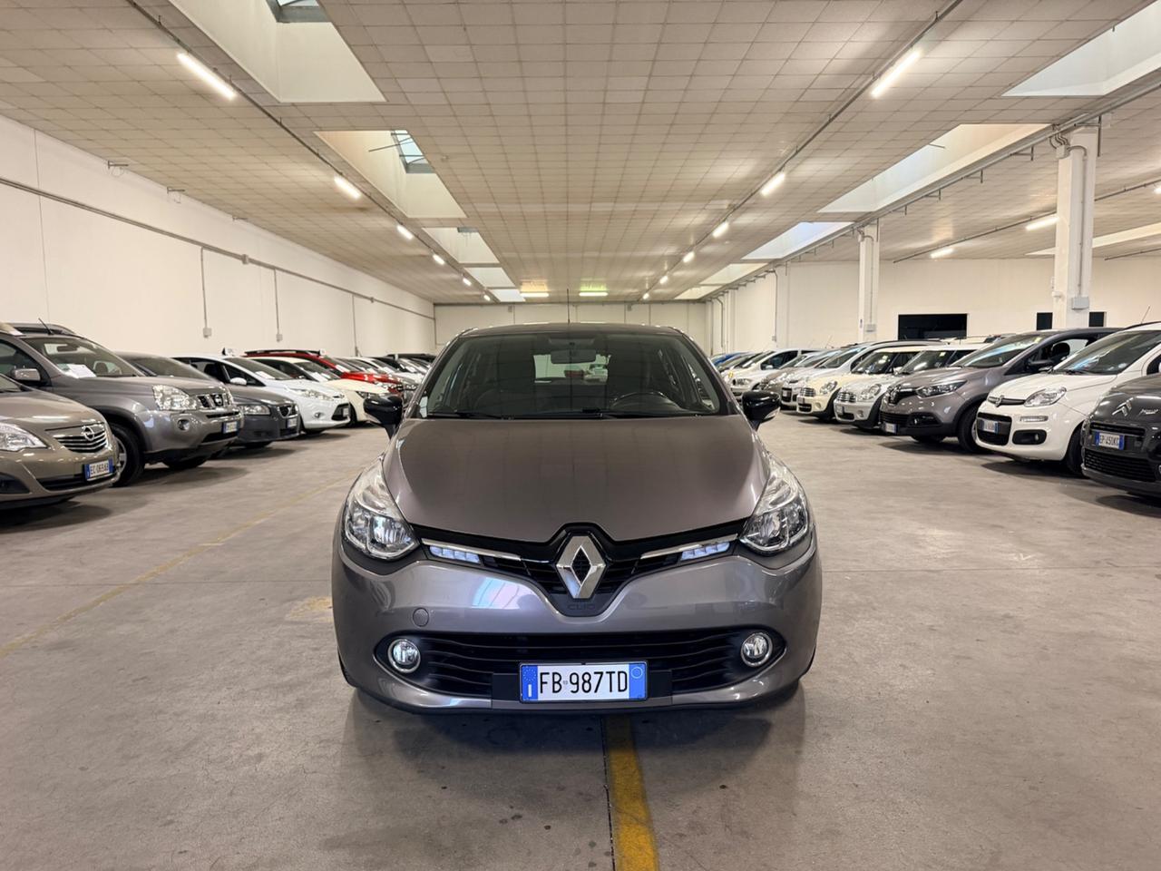 Renault Clio TCe 12V 90CV Start&Stop 5 porte Energy Intens