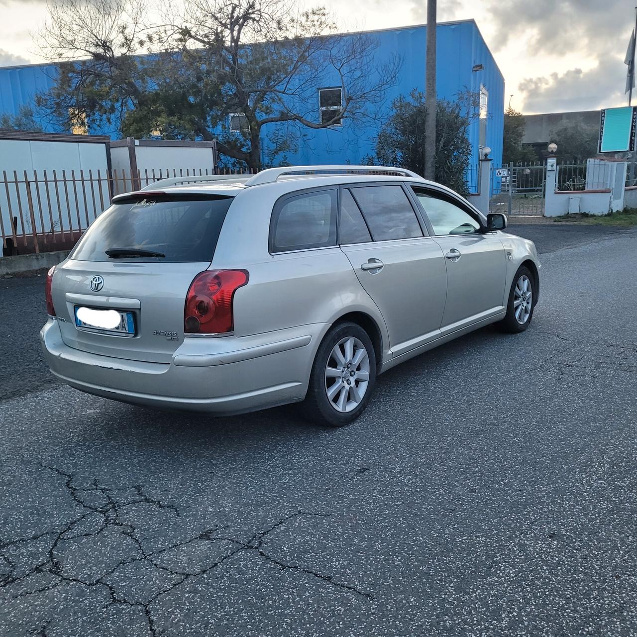 Toyota Avensis 2.0 D-4D 16V Station Wagon