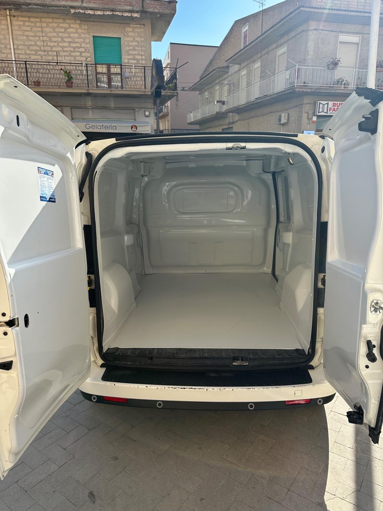 Fiat Doblo Doblò 1.6 MJT 105CV Cargo Maxi Lamierato SX