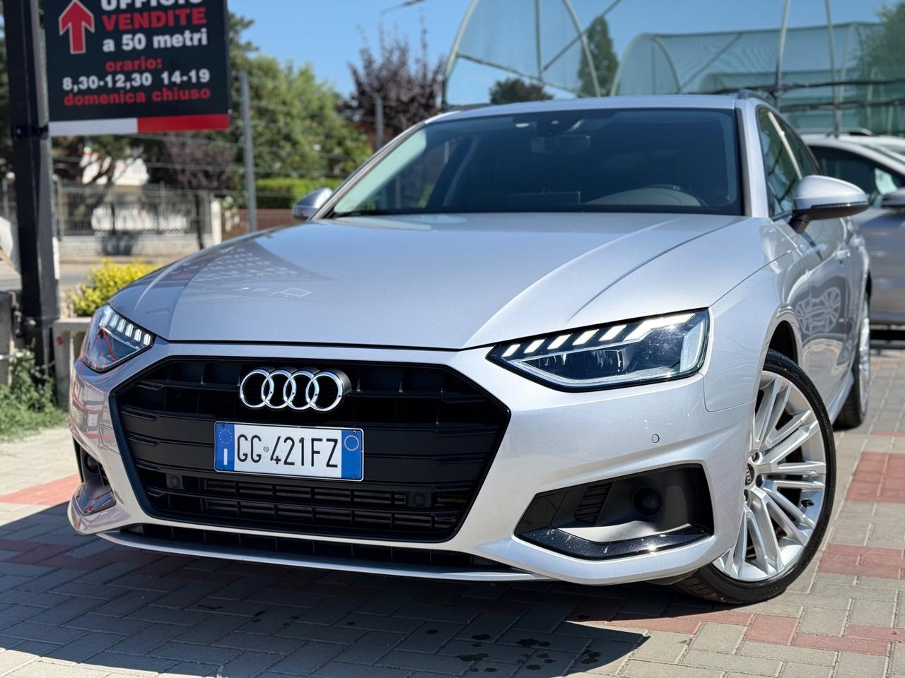 Audi A4 Avant 40 TFSI S tronic .IVA ESPOSTA.204 CV