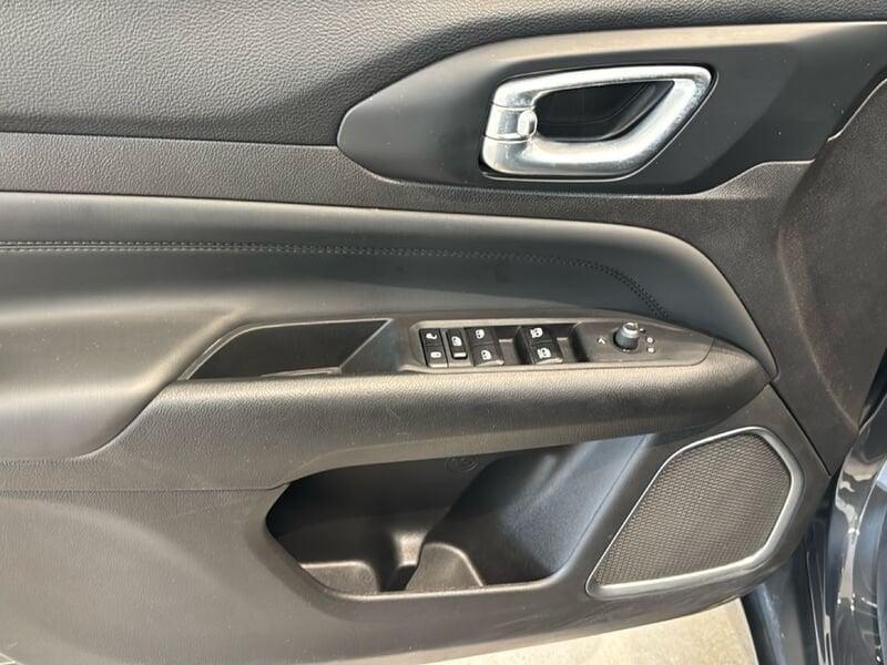Jeep Compass e-Hybrid 1.5 Turbo MHEV Limited DDCT