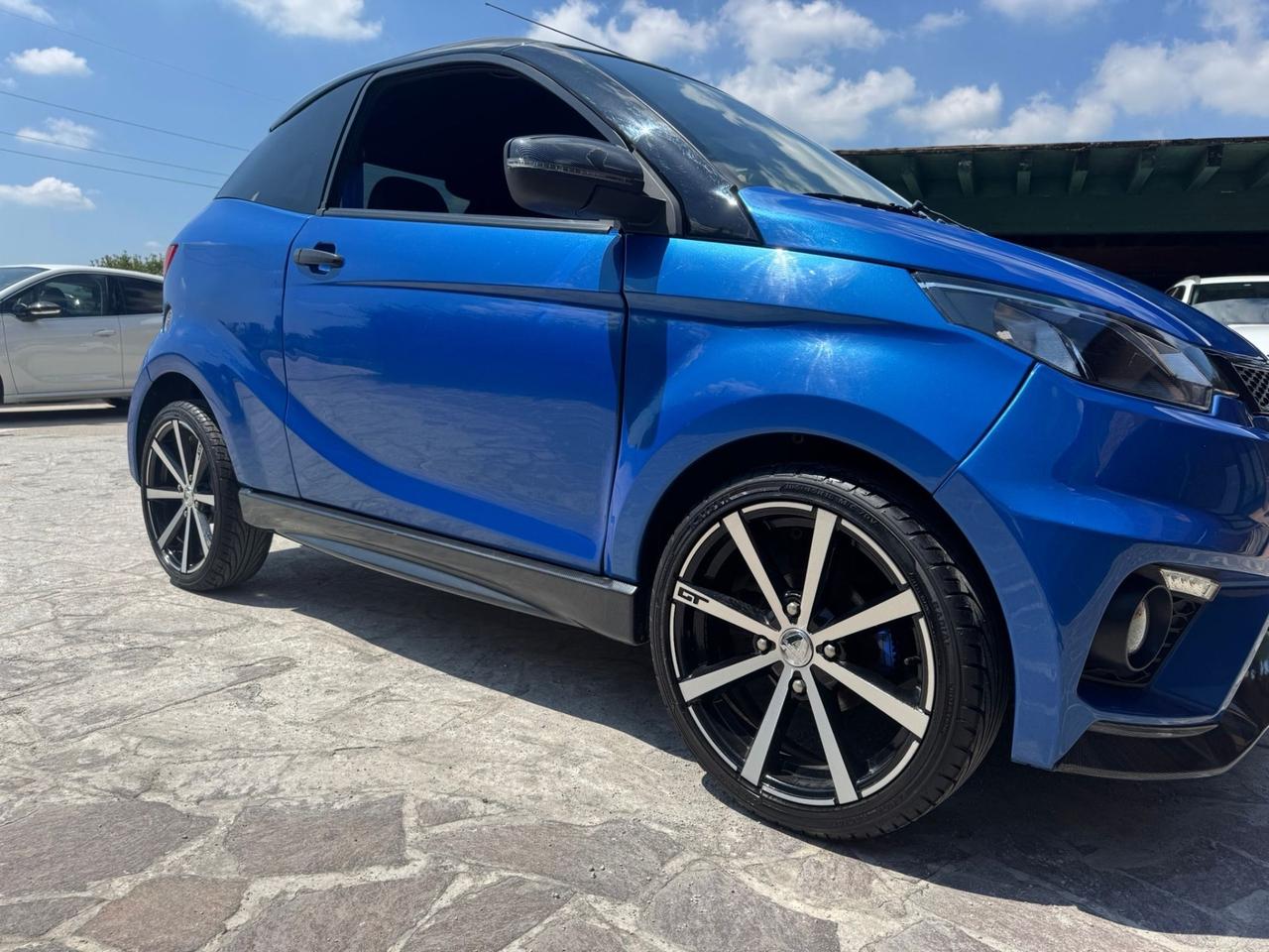 Microcar Due AIXAM coupe GT