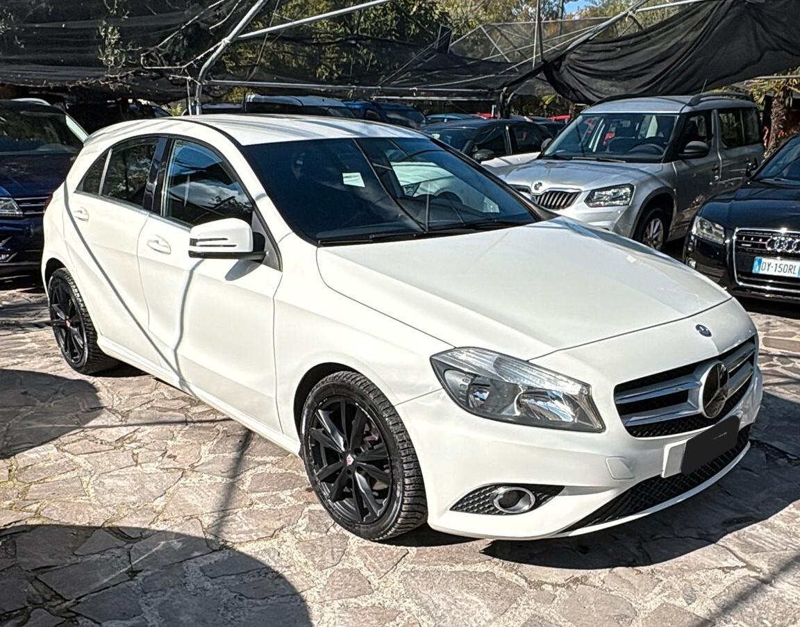 Mercedes-benz A 180 CDI BlueEFFICIENCY Automatic