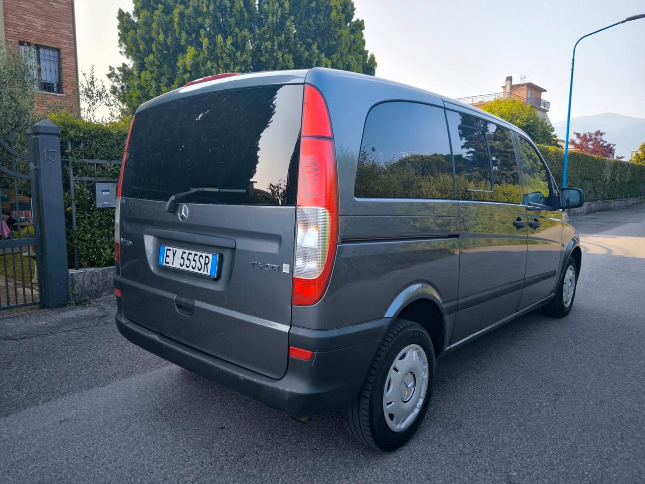 MERCEDES VITO 2,2 DCI- 5 POSTI-KM 140000-2015