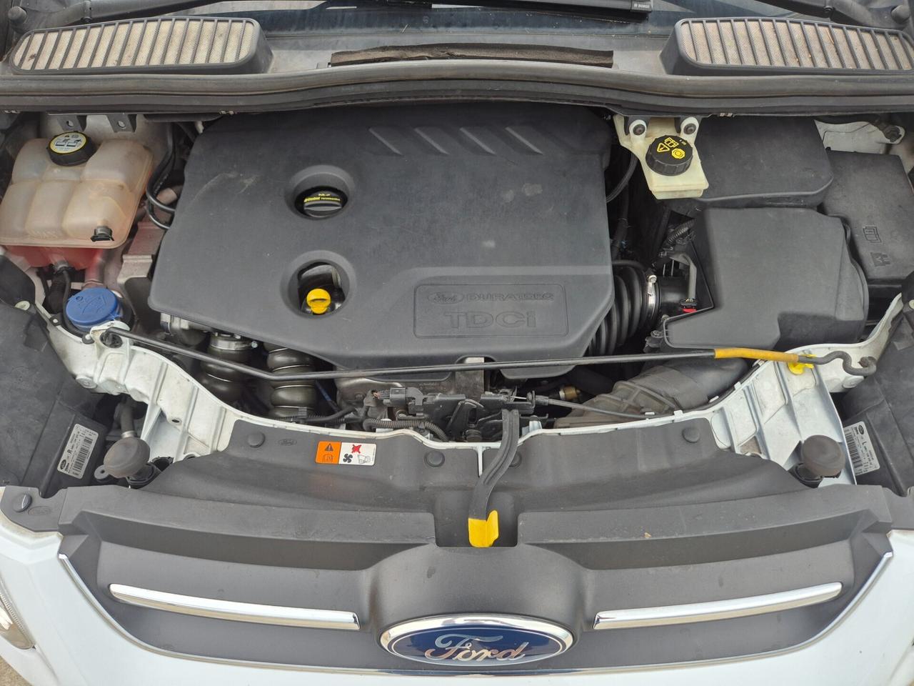 Ford C-Max 1.6 TDCi 115CV Titanium neopatentati