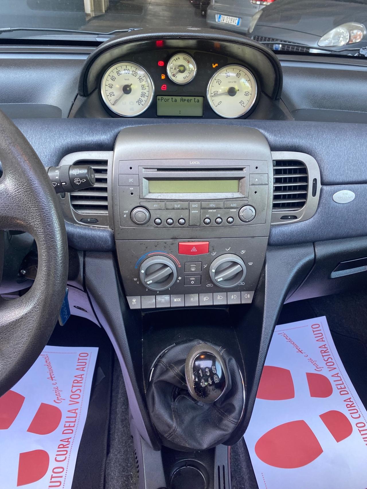 Lancia Ypsilon 1.2 Oro neopatentato Tettuccio