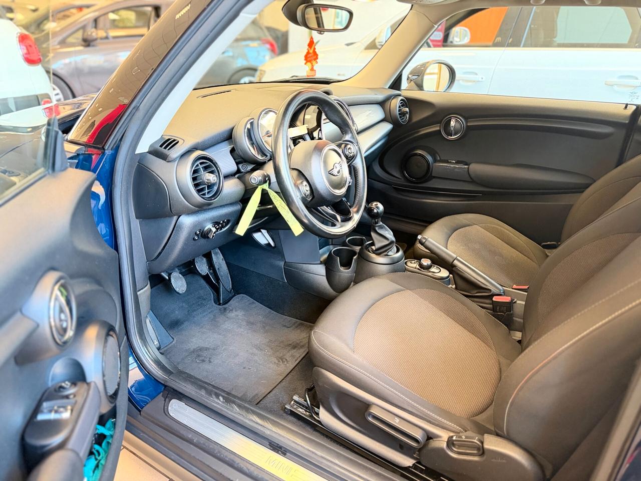 Mini 1.5 Cooper D DISPONIBILE SOLO SU APPUNTAMENTO