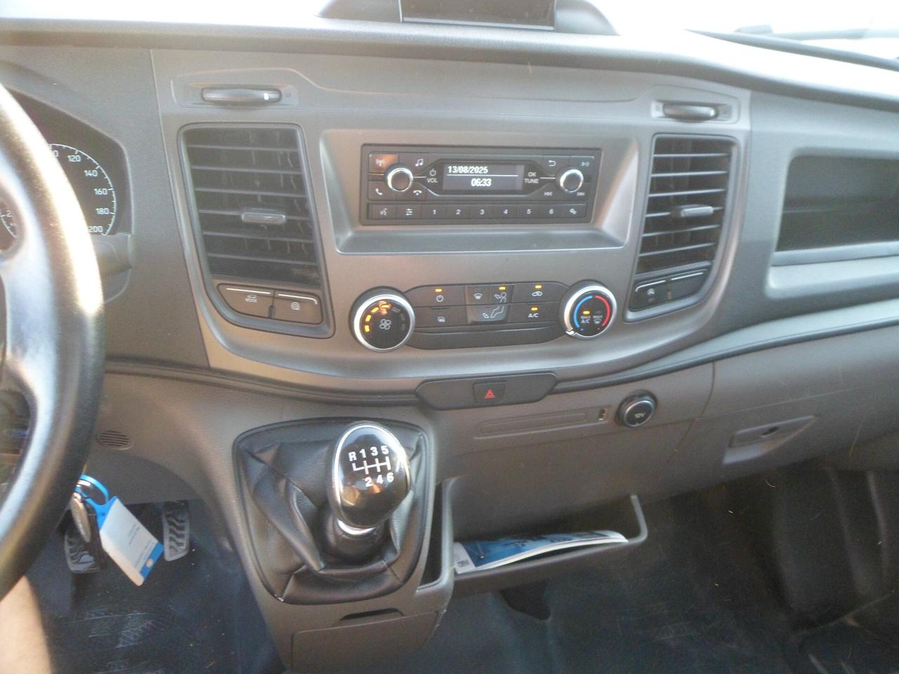 Ford Transit cassone fisso