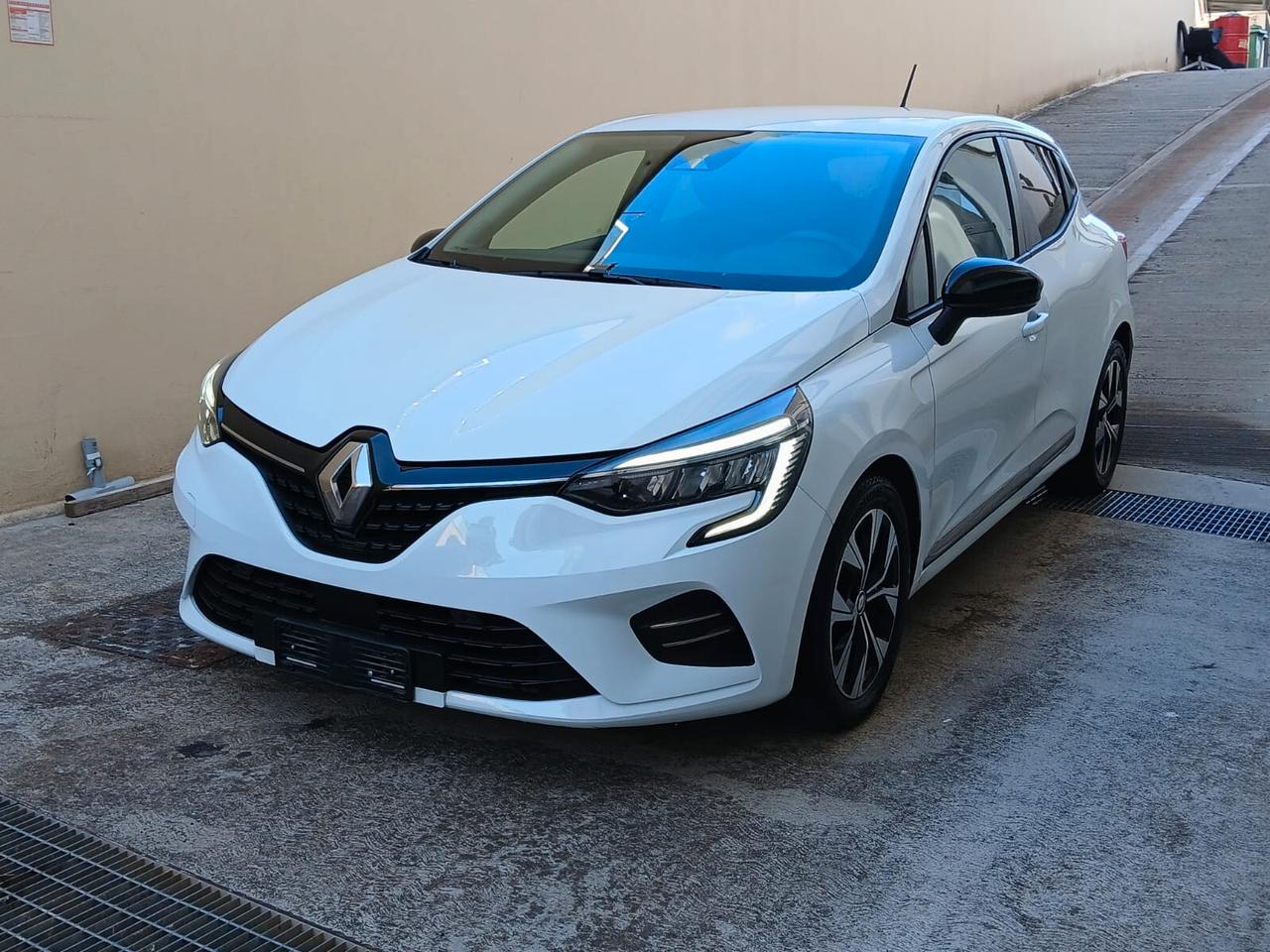 Renault Clio Full Hybrid E-Tech 145 CV 5 porte Evolution