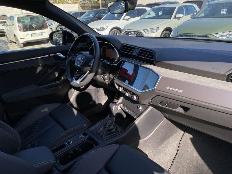 Audi Q3 SPB S Line interno ed esterno 2.0 TDI 150CV S-Tronic quattro 35